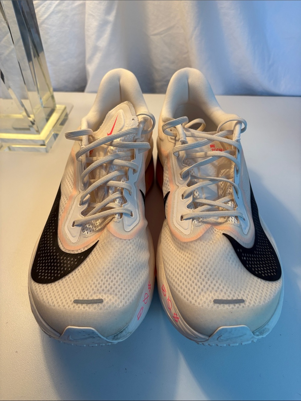 Men’s Nike Zoom Fly 6 running shoes in the "Pale Ivory Crimson Tint"
